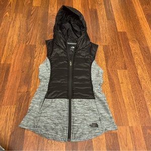 The North Face Women's Hybrid Puffer hooded Vest Black/Gray Logo Pockets XS